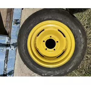 Колесо опорне з шиною JOHN DEERE AN241676 (диск 15*5 AN241669 (JD1384) на 5 шпильок+шина 3.9-15 Firestone) Колесо опорне з шиною JOHN DEERE AN241676 (диск 15*5 AN241669 (JD1384) на 5 шпильок+шина 3.9-15 Firestone)