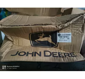 вал JOHN DEERE DE19761 вал JOHN DEERE DE19761