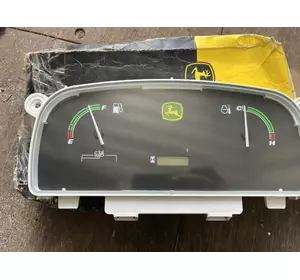 панель JOHN DEERE AM134580 панель JOHN DEERE AM134580