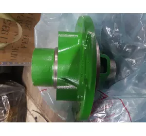 Ступиця JOHN DEERE H130407 Ступиця JOHN DEERE H130407