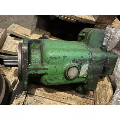 двигун гідравлічний б/у JOHN DEERE AH131310 (AH131173,AH128575,AH166176)