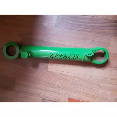 Циліндр гідравлічний JOHN DEERE RE247841 (RE178676,RE155989,RE62060)
