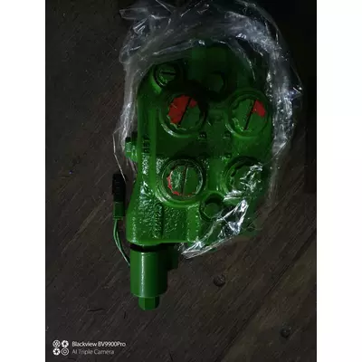 Клапан контролюючий JOHN DEERE AH218798 (AH128672)